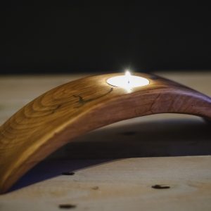 świecznik drewniany na tealighty